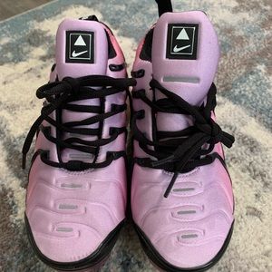 Womens running shoes